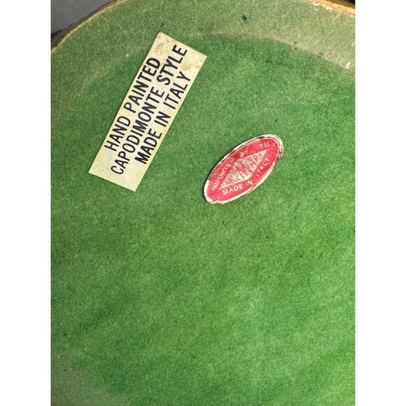 Vintage Capodimonte Style Figurine Boy With Baskets Hand Painted Made In Italy - Picture 6 of 6